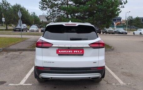 Geely Atlas, 2021 год, 1 940 000 рублей, 6 фотография