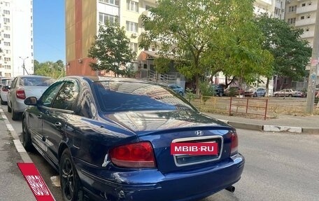 Hyundai Sonata IV рестайлинг, 2002 год, 380 000 рублей, 3 фотография