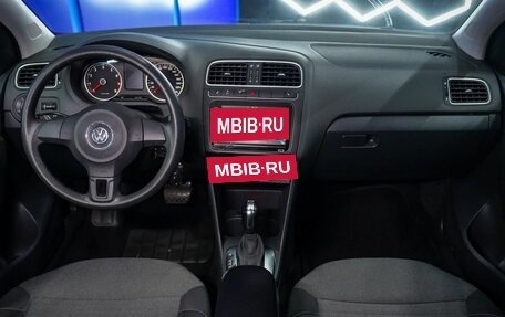Volkswagen Polo VI (EU Market), 2011 год, 1 100 000 рублей, 12 фотография