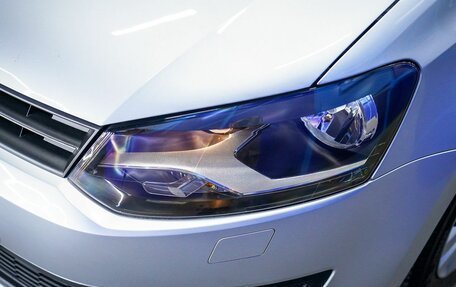 Volkswagen Polo VI (EU Market), 2011 год, 1 100 000 рублей, 21 фотография