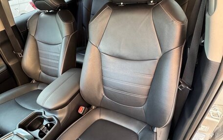 Toyota RAV4, 2021 год, 4 100 000 рублей, 14 фотография