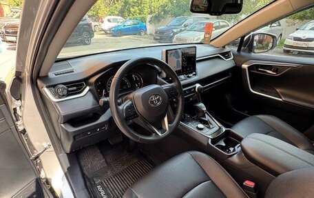 Toyota RAV4, 2021 год, 4 100 000 рублей, 13 фотография