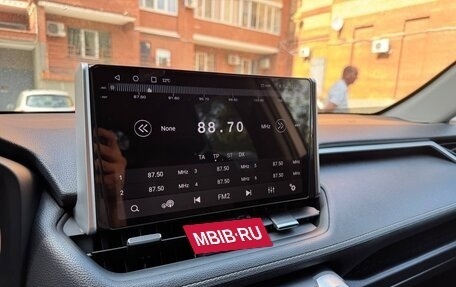 Toyota RAV4, 2021 год, 4 100 000 рублей, 20 фотография