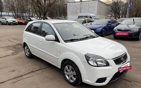 KIA Rio II, 2011 год, 670 000 рублей, 2 фотография