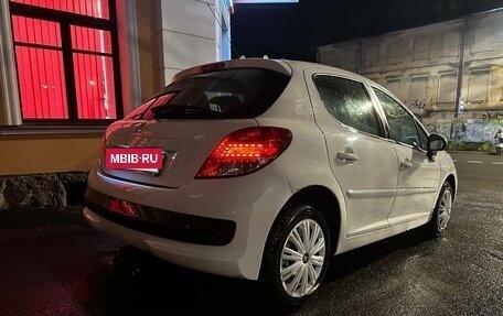 Ford Focus III, 2018 год, 560 000 рублей, 2 фотография