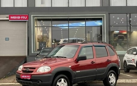 Chevrolet Niva I рестайлинг, 2017 год, 669 000 рублей, 1 фотография