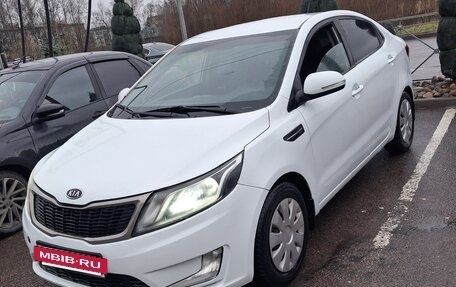 KIA Rio III рестайлинг, 2011 год, 650 000 рублей, 2 фотография