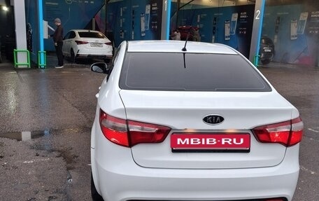 KIA Rio III рестайлинг, 2011 год, 650 000 рублей, 5 фотография