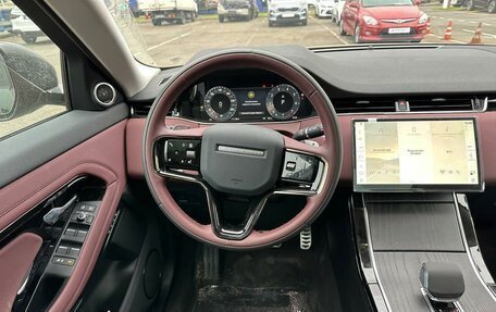 Land Rover Range Rover Evoque II, 2024 год, 5 300 000 рублей, 8 фотография