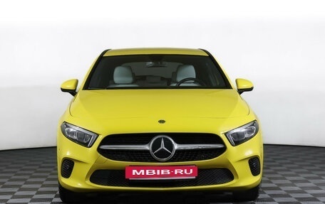 Mercedes-Benz A-Класс, 2019 год, 2 590 000 рублей, 2 фотография