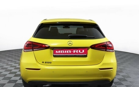 Mercedes-Benz A-Класс, 2019 год, 2 590 000 рублей, 6 фотография