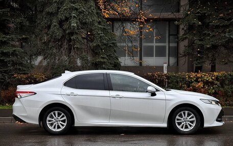 Toyota Camry, 2020 год, 2 190 000 рублей, 5 фотография