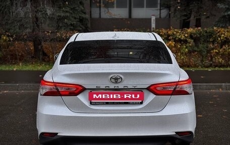 Toyota Camry, 2020 год, 2 190 000 рублей, 3 фотография