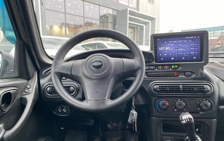 Chevrolet Niva I рестайлинг, 2017 год, 669 000 рублей, 10 фотография