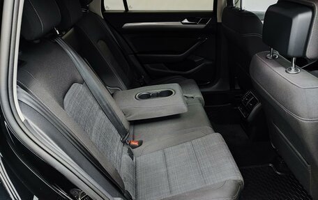 Volkswagen Passat B8 рестайлинг, 2019 год, 2 250 000 рублей, 12 фотография