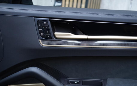 Porsche Cayenne III, 2025 год, 23 000 000 рублей, 24 фотография