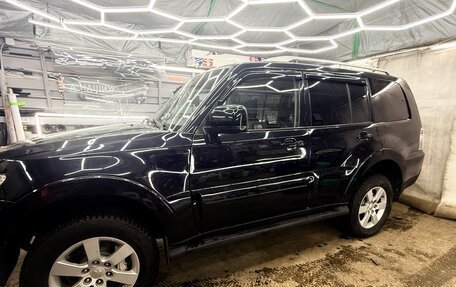 Mitsubishi Pajero IV, 2007 год, 1 300 000 рублей, 2 фотография