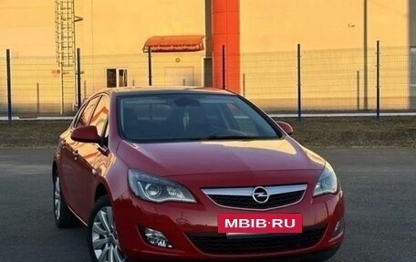 Opel Astra J, 2010 год, 1 300 000 рублей, 2 фотография