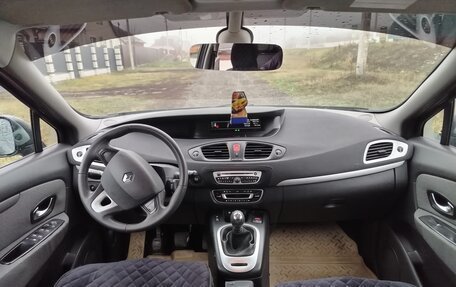 Renault Scenic III, 2011 год, 650 000 рублей, 5 фотография