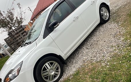 Ford Focus II рестайлинг, 2011 год, 530 000 рублей, 2 фотография