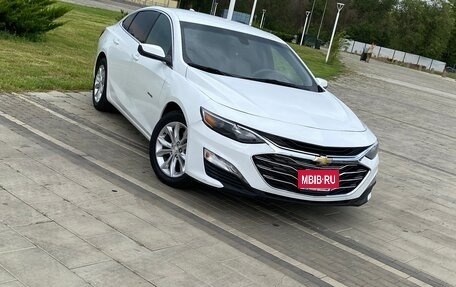 Chevrolet Malibu IX, 2020 год, 1 440 000 рублей, 2 фотография