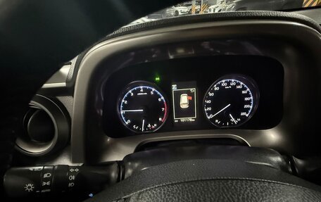 Toyota RAV4, 2018 год, 2 100 000 рублей, 9 фотография