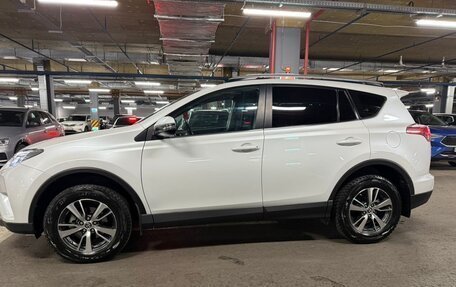 Toyota RAV4, 2018 год, 2 100 000 рублей, 8 фотография