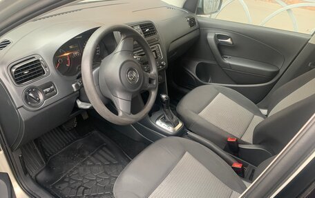 Volkswagen Polo VI (EU Market), 2014 год, 850 000 рублей, 4 фотография