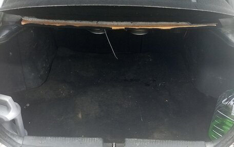 Mitsubishi Carisma I, 2001 год, 200 000 рублей, 6 фотография