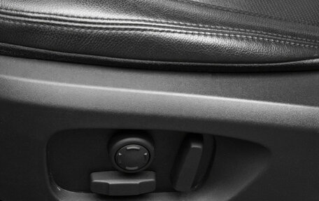 Land Rover Discovery Sport I рестайлинг, 2019 год, 3 300 000 рублей, 16 фотография