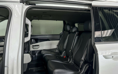 KIA Carnival, 2021 год, 3 300 000 рублей, 10 фотография