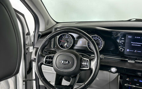 KIA Carnival, 2021 год, 3 300 000 рублей, 16 фотография