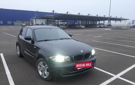 BMW 1 серия, 2010 год, 800 000 рублей, 3 фотография