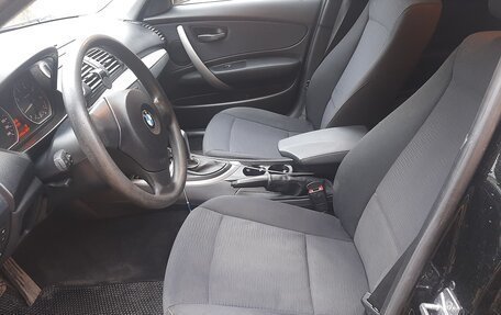 BMW 1 серия, 2010 год, 800 000 рублей, 9 фотография