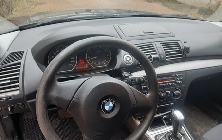 BMW 1 серия, 2010 год, 800 000 рублей, 10 фотография