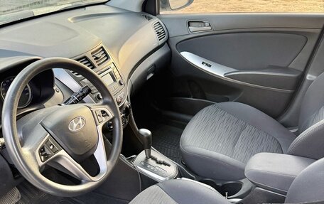 Hyundai Solaris II рестайлинг, 2015 год, 760 000 рублей, 5 фотография