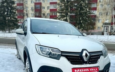 Renault Logan II, 2019 год, 800 000 рублей, 2 фотография