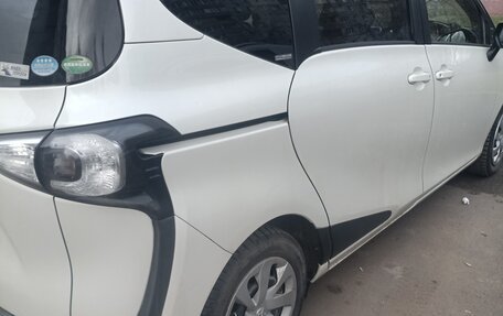 Toyota Sienta II, 2016 год, 1 550 000 рублей, 2 фотография