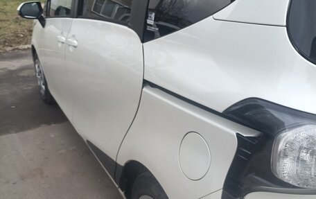 Toyota Sienta II, 2016 год, 1 550 000 рублей, 3 фотография