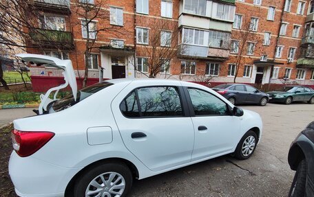 Renault Logan II, 2019 год, 1 200 000 рублей, 4 фотография