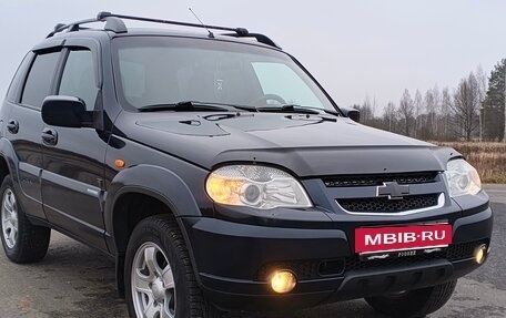 Chevrolet Niva I рестайлинг, 2010 год, 648 000 рублей, 4 фотография