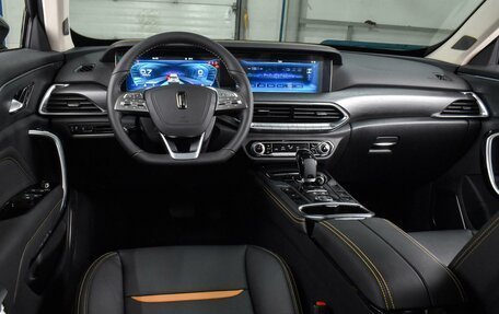 FAW Bestune T77, 2024 год, 2 099 000 рублей, 6 фотография