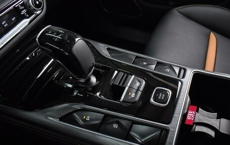 FAW Bestune T77, 2024 год, 2 099 000 рублей, 15 фотография