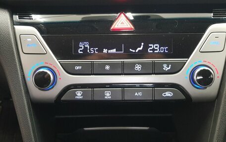 Hyundai Elantra VI рестайлинг, 2018 год, 1 399 000 рублей, 12 фотография