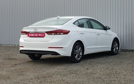 Hyundai Elantra VI рестайлинг, 2018 год, 1 399 000 рублей, 2 фотография