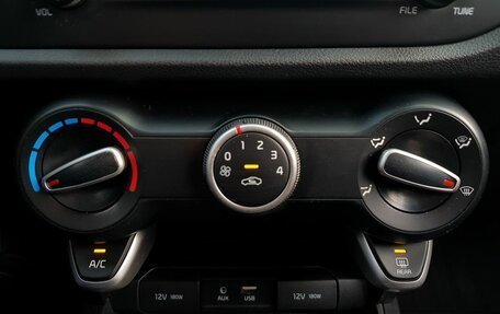 KIA Rio IV, 2020 год, 1 049 000 рублей, 12 фотография