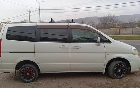 Nissan Serena II, 2002 год, 800 000 рублей, 10 фотография