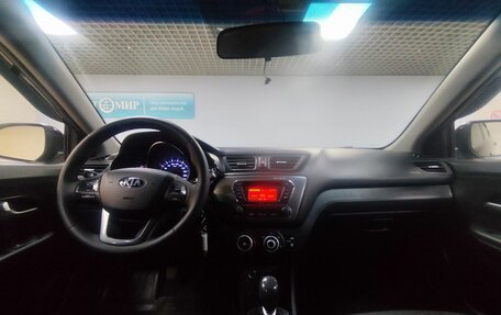 KIA Rio III рестайлинг, 2013 год, 743 000 рублей, 13 фотография