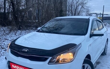KIA Rio IV, 2018 год, 900 000 рублей, 5 фотография