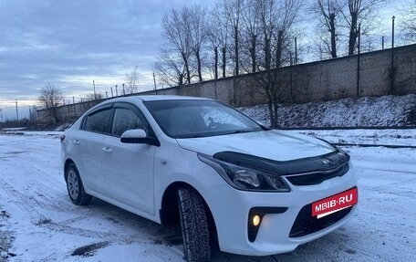 KIA Rio IV, 2018 год, 900 000 рублей, 7 фотография